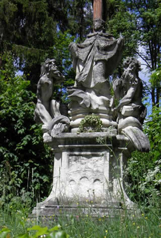 Statue vor Plankenwarth
