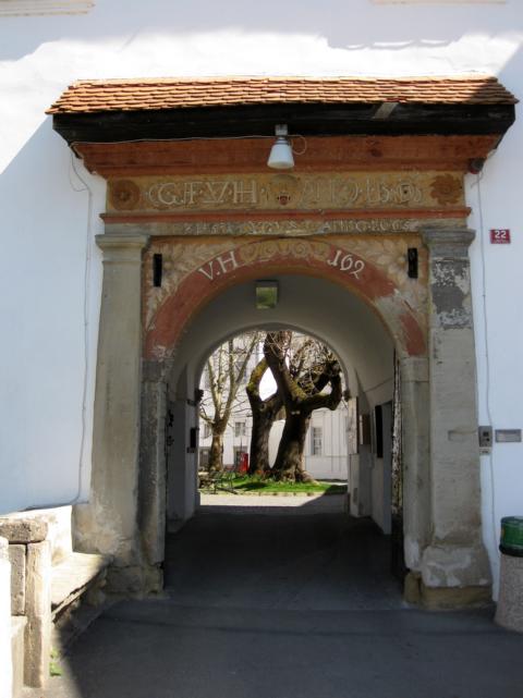 Tor zur Burg Gutenhag